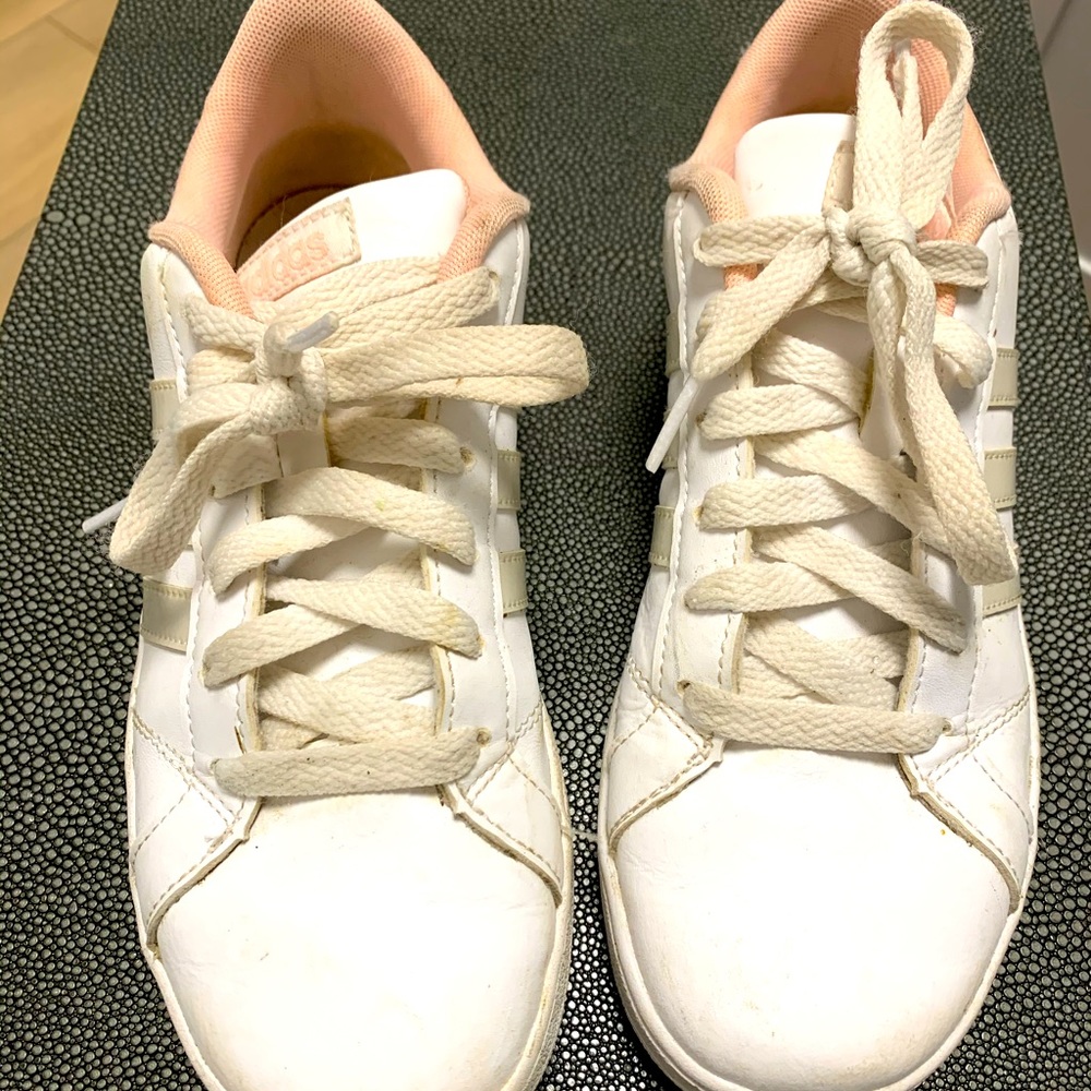 Used girl’s adidas